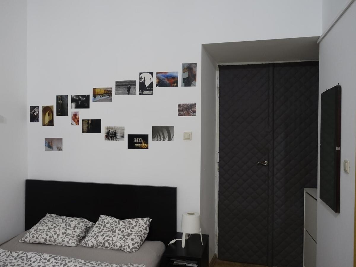 Umbrella Guest Rooms Cracovia Esterno foto