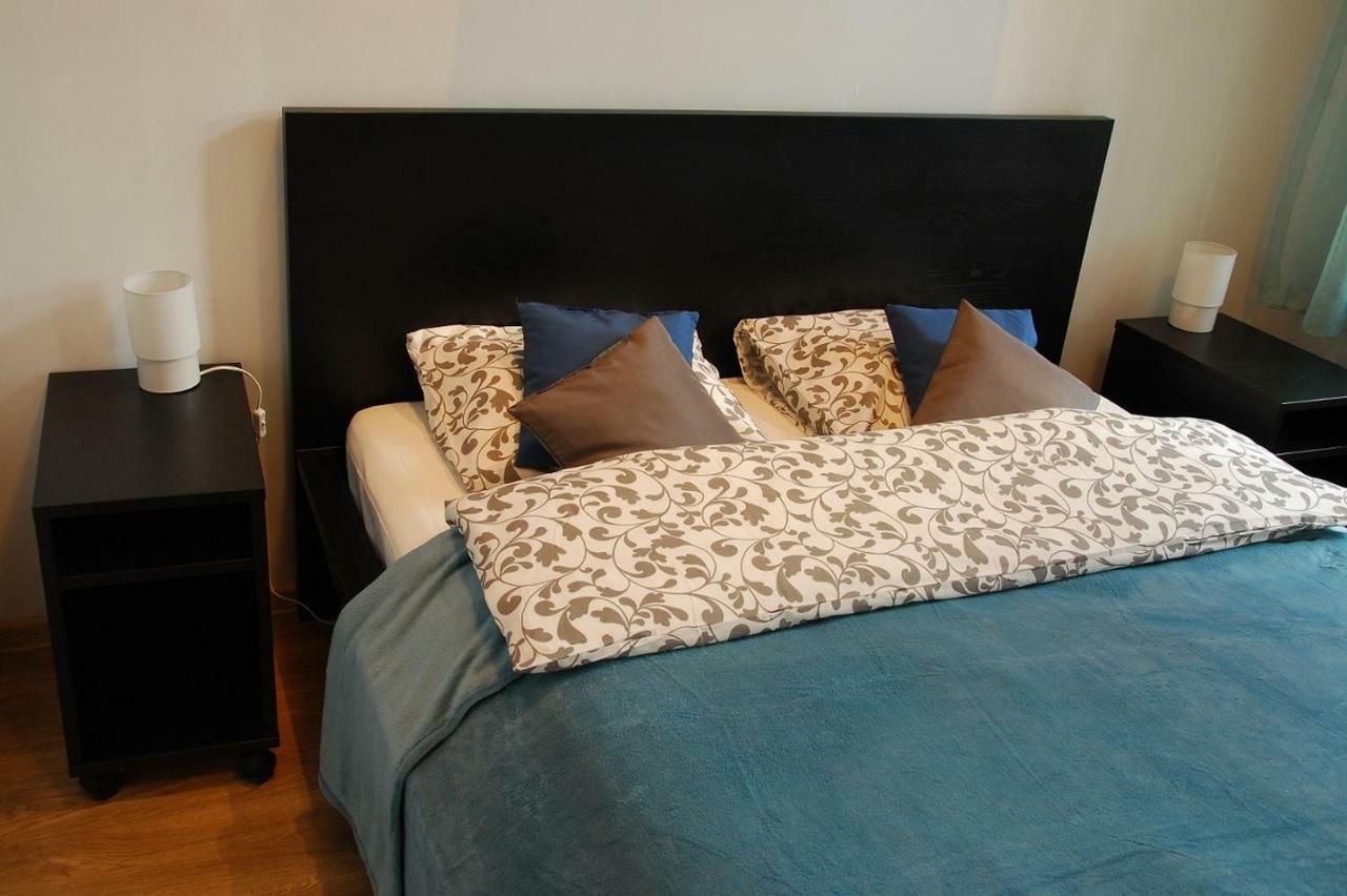 Umbrella Guest Rooms Cracovia Esterno foto